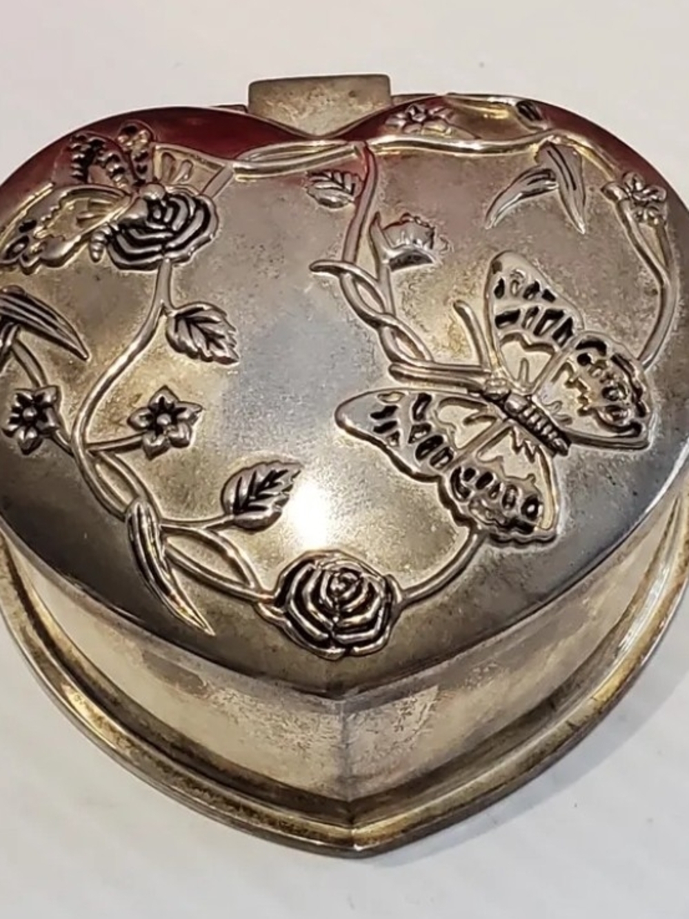 Antique Heart-Shaped Floral Trinket Box Silver With Burgundy Felt